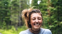 Imagen de Sentirnos más felices depende de cuatro hormonas: cuáles son y cómo activarlas 