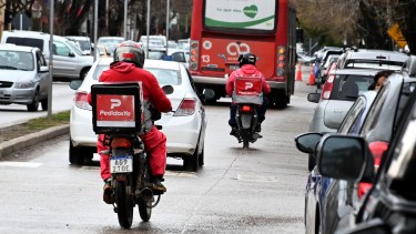 Dos empresas son las que más se destacan en un servicio que crece en cada una de las ciudades rionegrinas. Foto: Marcelo Ochoa