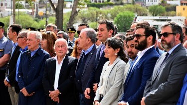 El acto estuvo encabezado por las autoridades locales. Foto: Marcelo Ochoa.