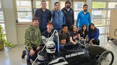 El emotivo homenaje de los compañeros de Iván, una de las víctimas en el accidente de Cipolletti