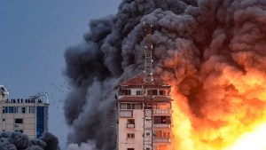¿Por qué ahora y por qué así? ¿Qué espera ganar Hamás en su ofensiva contra Israel?