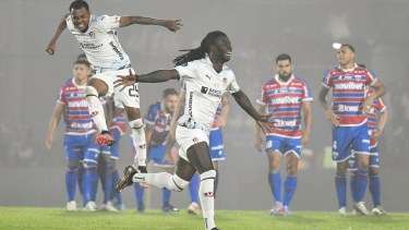 Liga de Quito se consagró campeón tras superar a Fortaleza desde los doce pasos. (AP Photo/Santiago Mazzarovich)