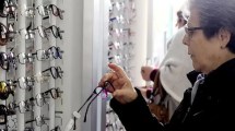 Imagen de PAMI: Cómo pedir los anteojos gratis para jubilados en noviembre 2023