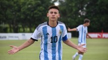 Imagen de Con la ayuda de Scaloni, Diego Placente anunció los convocados al Mundial Sub 17