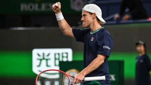 Schwartzman logró su mejor triunfo del año ante Fritz en el Masters de Shanghai