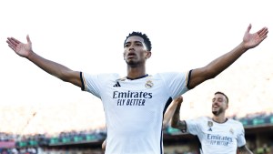 Real Madrid lo dio vuelta al Barcelona y se quedó con el clásico sobre la hora