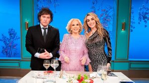 Fátima Florez protagonizó una polémica oferta en la mesa de Mirtha Legrand, junto a Javier Milei
