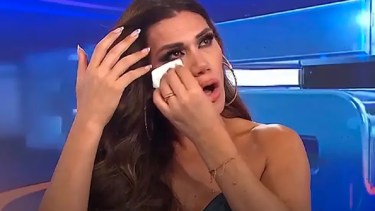 Flor de la V fue apuntada por sus colegas, debido a sus supuestas malas actitudes.-