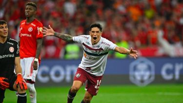 El argentino Germán Cano, es uno de los futbolistas candidatos al premio.