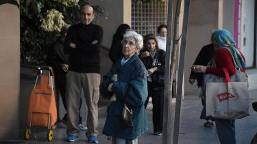 ANSES dispone de diversos beneficios para mayores de 70 años.-