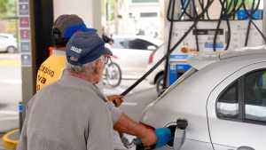 Aumento de combustibles: qué pasó este viernes con la esperada suba