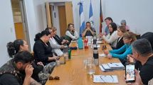 Imagen de Escuela que se quemó en Neuquén: familias  exigieron a Educación que se reanuden las clases