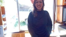 Imagen de Tiene 33 años y es la primera chofer de ambulancias de Aluminé: «Las mujeres podemos con todo»