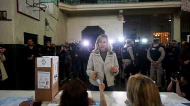 Así votó la candidata Myriam Bregman en estas elecciones 2023. Foto Télam.