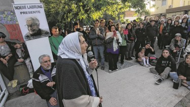El proyecto es un programa de la Universidad Nacional del Comahue. El emotivo acto se realizó ayer en Cipolletti. Foto Oscar Livera. 