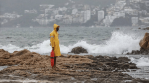 Huracán Otis: subió de categoría en México y puede ser «potencialmente catastrófico»