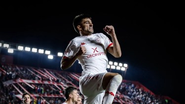 Ignacio Pusetto marcó por duplicado en la victoria de Huracán frente al Bicho.