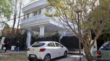 Imagen de Siete allanamientos en la causa contra Insaurralde: fueron a las casas de Jesica Cirio y Sofía Clerici