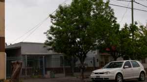 La mujer policía que sobrevivió a un disparo en Roca ya está fuera de peligro y pudo hablar