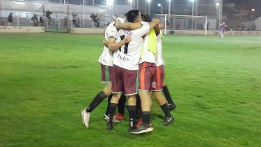 Círculo Italiano se impuso ante Deportivo Roca en la ida de las semifinales por la Liga Confluencia. (Foto: Magazzine Mundial)