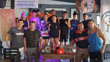 Boxeo amateur en Cinco Saltos: dos títulos en juego y diez peleas preliminares