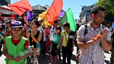 La tradicional marcha concluyó en el Centro  Cívico. Foto: Chino Leiva