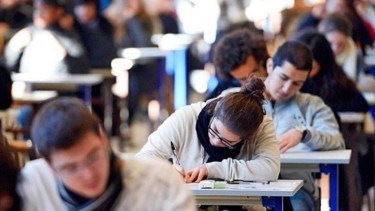 Las becas Progresar llegan a más de 1.700.000 estudiantes de todo el país.-
