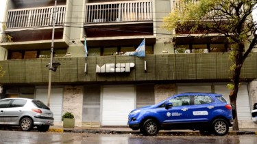 Figueroa designó a una mujer para la subsecretaría de Hacienda en Neuquén: quién es