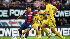 Boca y San Lorenzo se enfrentan en un clásico decisivo en La Bombonera: hora, TV y formaciones