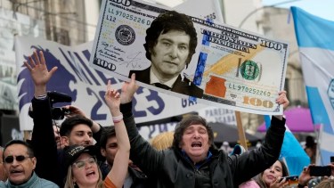 Milei presidente electo: cómo abrirán los mercados este martes, ¿podría haber devaluación?