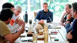 Economía logró cubrir vencimientos de deuda por $1,52 billones, los primeros tras el triunfo de Milei