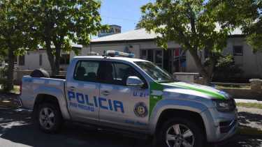 Detenidos "in fraganti" cuando intentaban ingresar a una vivienda en Roca. Foto: Juan Thomes