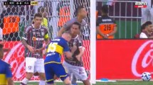 Imagen de Video | La primera polémica en la final de la Copa Libertadores: ¿Era expulsión para Valentini?