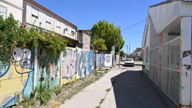 El joven murió producto de los disparos de arma de fuego. Cuando llegó la Policía no tenía signos vitales. Foto Marcelo Ochoa.