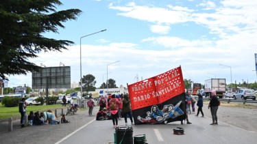 El frente Darío Santillán se manifestó en la zona del Fortín. Foto: Florencia Salto.