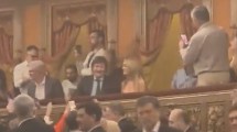 Imagen de Video: Javier Milei y Fátima Florez recibieron abucheos en el Teatro Colón y debieron irse