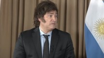 Imagen de Milei dijo que mantendrá la quita de Ganancias y que Luis Caputo «está en condiciones» para Economía