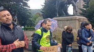 Caso Lolen, familiares de Martina y Matías marcharon antes de la sentencia: «Ojalá la justicia nos pueda acompañar»