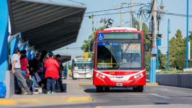 Los colectivos de Ko Ko tienen nuevas tarifas a partir de hoy. Archivo