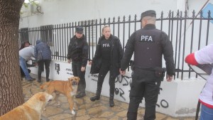 Muerte del soldado en Zapala: liberaron al primer detenido por el caso, un militante que hizo pintadas
