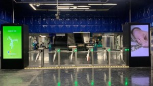Convertir molinetes en turbinas eólicas: la experiencia sustentable del subte de París