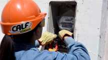 Imagen de Polémica por el cobro de cuotas de otros servicios en la boleta de energía de la ciudad de Neuquén