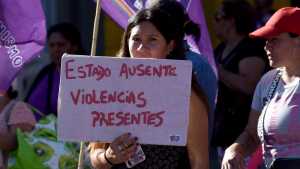 Las razones de las organizaciones feministas para convocar al paro general contra la Ley Ómnibus