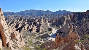 Viaje a La Quebrada de las Flechas, maravilla de Salta en la ruta 40: cuánto sale ir desde Neuquén