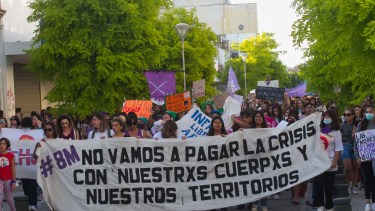 En la capital rionegrina se espera un gran número para este sábado en la marcha del 25N. Foto Archivo: Pablo Leguizamon