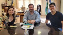 Imagen de Mariano Lavín se despidió de la intendencia en Fernández Oro con un emotivo mensaje: «Llegamos»