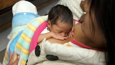 La Asignación Universal por Hijo (AUH) aumentará en las próximas semanas.-