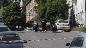 Crimen en Bariloche: la mujer murió por una profunda puñalada en el tórax y buscan al homicida