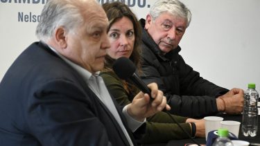 Walter Cortés ofreció la primera conferencia de prensa a poco más de una semana de asumir al frente del municipio de Bariloche. Foto: Chino Leiva