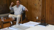 Imagen de Gennuso se despidió con un video y pagó los aguinaldos a los municipales de Bariloche